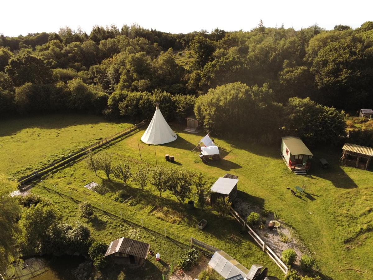 Le Tipi Du Phare Ouest Otel Lannion Dış mekan fotoğraf